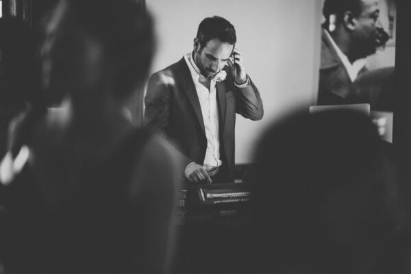 Event-DJ für alle Genres und Musikrichtungen - DJ mit Stil - Gentleman DJ Nils Boldhaus