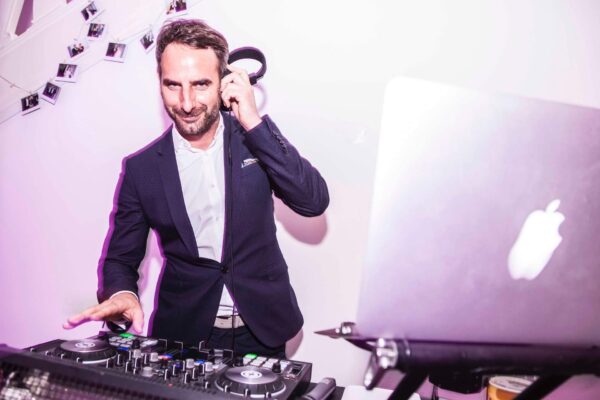 Event- und Hochzeits-DJ für alle Anlässe und Genres